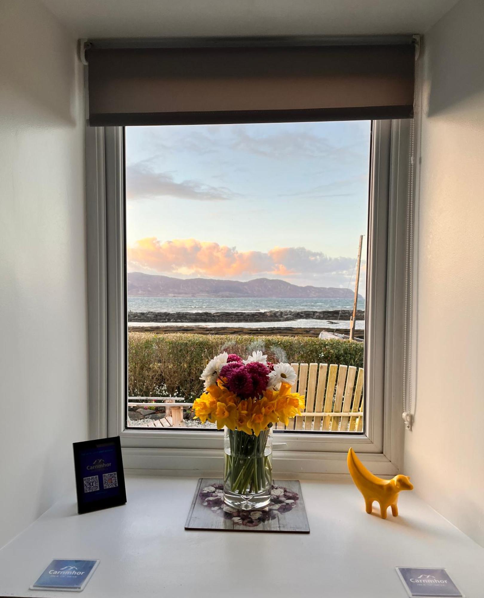 Carnmhor, Isle Of Skye - Stunning 242 Year Old Cottage On Its Own Sea Shore! Breakish Bagian luar foto